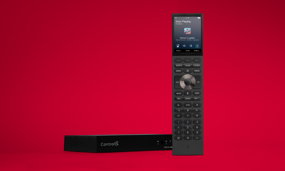 Control4 CORE lite med Halo-fjernkontroll